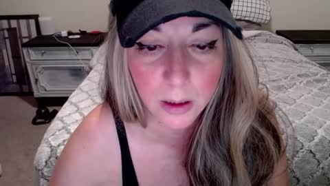 MILF Monee online show from 12.27.24