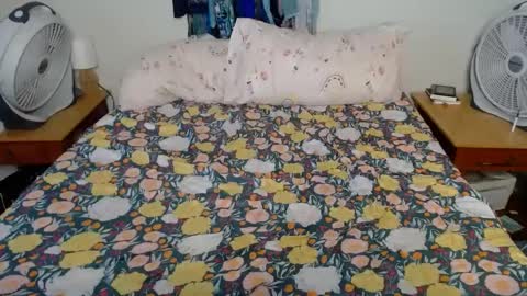 MILF Monee online show from 09.29.25