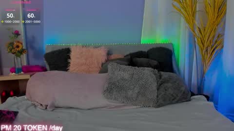 Snapshot of milfsabina chatting on 09.17.25 MilfSabina online show from 09.17.25