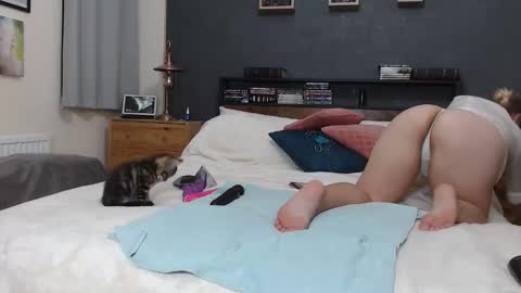 milfyanddaddy online show from 09.26.25