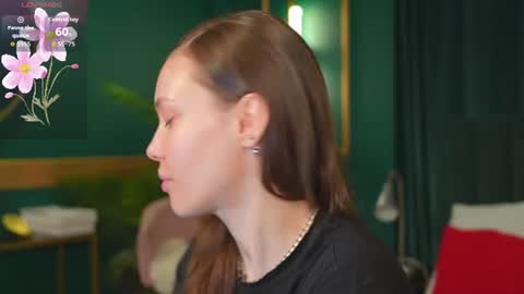 Mili Jay online show from 07.06.26