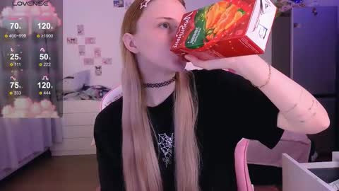 Milia online show from 12.05.25