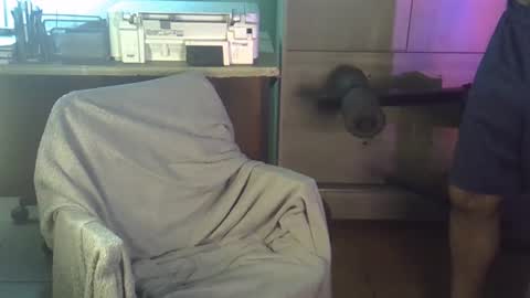 Snapshot of militaryx chatting on 10.11.25 militaryx online show from 10.11.25