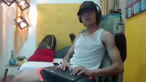 M I L I  T O online show from 09.08.25