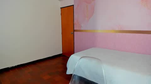 S O F I A online show from 09.17.25