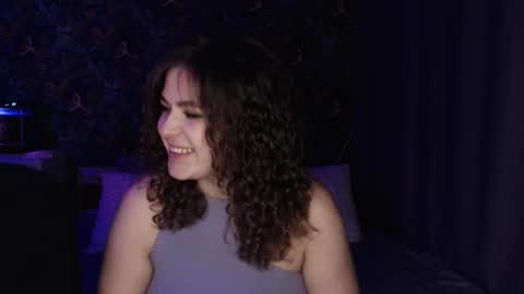 Stella and Neo online show from 02.23.25