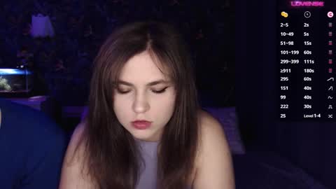 Stella and Neo online show from 09.19.25