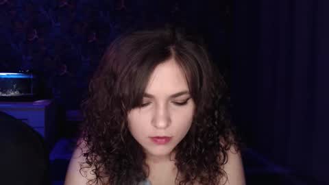 Stella and Neo online show from 11.19.25