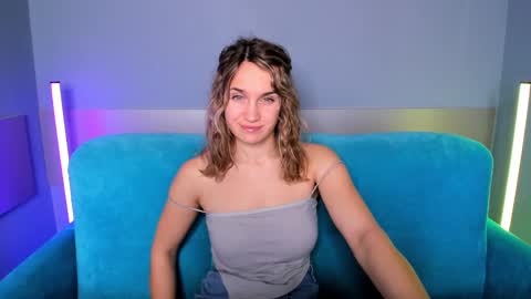 milkablond online show from 12.24.24