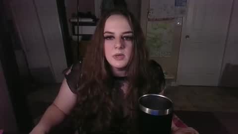 Snapshot of milkedmilf chatting on 10.21.25 milkedmilf online show from 10.21.25