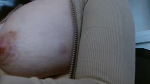 Amira online show from 12.15.25