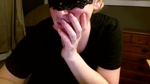 Snapshot of milking_daddi chatting on 03.04.25 milking_daddi online show from 03.04.25