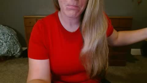 Snapshot of milking_daddi chatting on 11.05.25 milking_daddi online show from 11.05.25