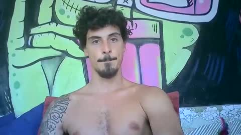 Snapshot of milkoffee chatting on 02.27.25 milkoffee online show from 02.27.25