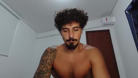 Snapshot of milkoffee chatting on 02.09.26 milkoffee online show from 02.09.26