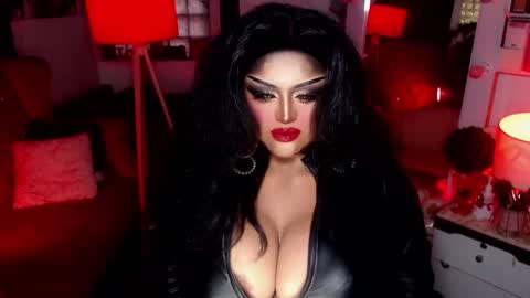 Snapshot of milkshakelavinia chatting on 01.30.25 milkshakelavinia online show from 01.30.25