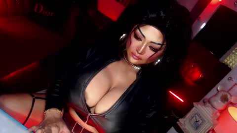 Snapshot of milkshakelavinia chatting on 02.19.25 milkshakelavinia online show from 02.19.25