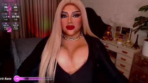 Snapshot of milkshakelavinia chatting on 10.16.25 milkshakelavinia online show from 10.16.25