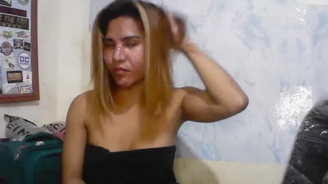 milky_babe91 online show from 03.10.25