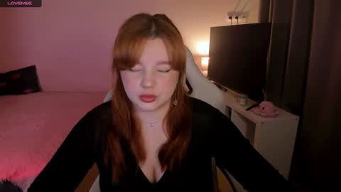 Snapshot of milky_wayx chatting on 12.01.24 Lisa online show from 12.01.24