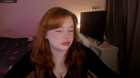 Snapshot of milky_wayx chatting on 12.02.24 Lisa online show from 12.02.24