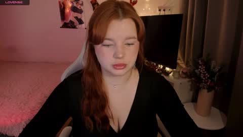 Snapshot of milky_wayx chatting on 12.26.24 Lisa online show from 12.26.24