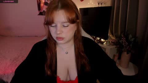 Snapshot of milky_wayx chatting on 12.31.24 Lisa online show from 12.31.24