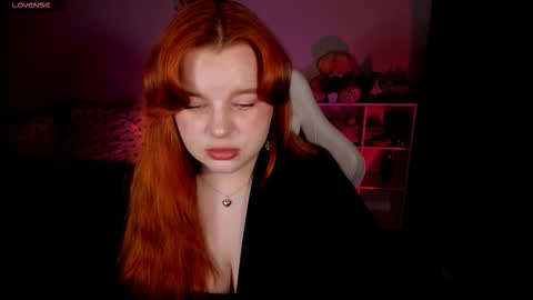 Snapshot of milky_wayx chatting on 10.01.25 Lisa online show from 10.01.25