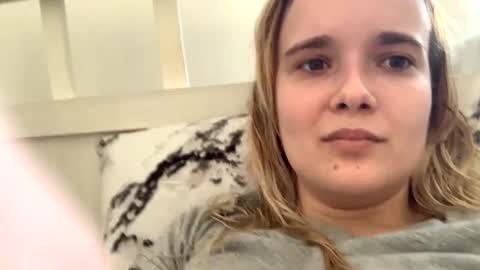 Snapshot of milkybaby269137 chatting on 02.16.25 milkybaby269137 online show from 02.16.25