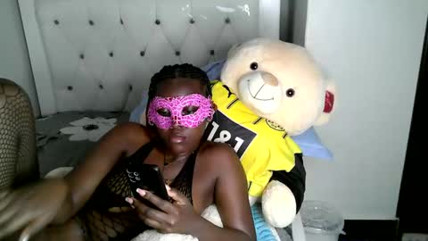 Milkybee online show from 11.27.25