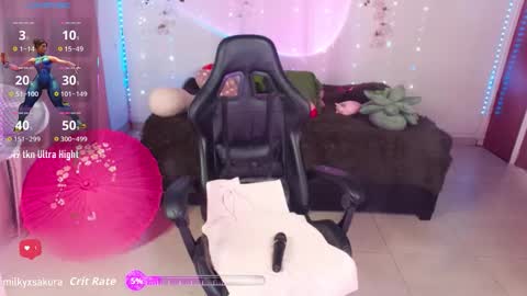 Snapshot of milkysakura chatting on 10.10.25 Abby Lilia online show from 10.10.25