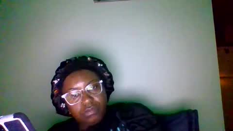 Pretty wet brown online show from 12.12.24