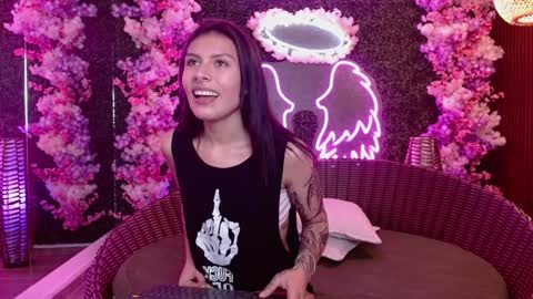 Snapshot of milla_davis chatting on 12.02.24 MILLA online show from 12.02.24