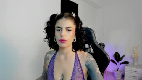 Milagros online show from 12.02.24