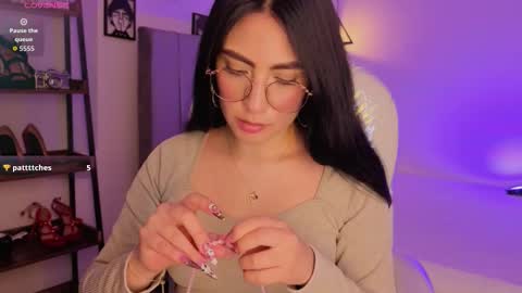 miller_vanessa_ online show from 10.13.25