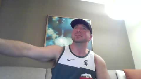 Snapshot of millertimenow34 chatting on 12.17.24 millertime feet bigcock hairy straight muscles online show from 12.17.24