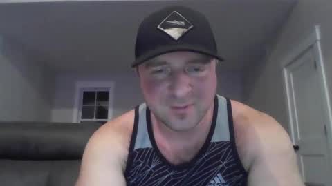 Snapshot of millertimenow34 chatting on 03.07.25 millertime feet bigcock hairy straight muscles online show from 03.07.25
