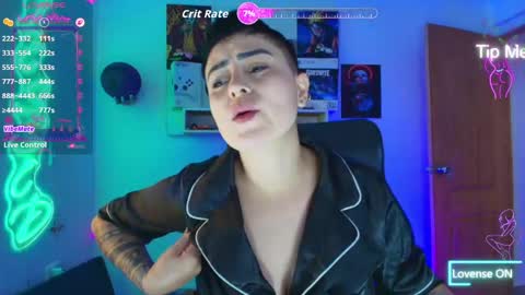 Im girl my name is Johana  online show from 04.10.26