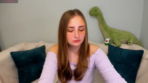Snapshot of millibrooksss chatting on 06.19.26 millibrooksss online show from 06.19.26