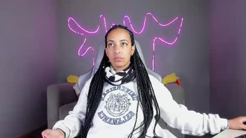 Snapshot of millie_volturi chatting on 06.22.26 millie_volturi online show from 06.22.26