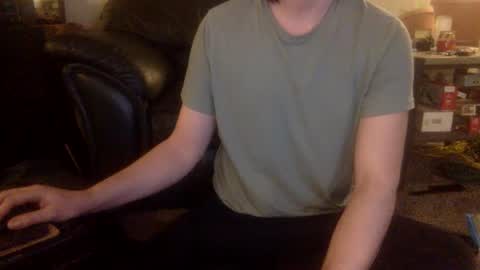 Snapshot of millionsmcgee chatting on 02.21.25 Millions online show from 02.21.25