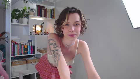 Milly online show from 01.04.25