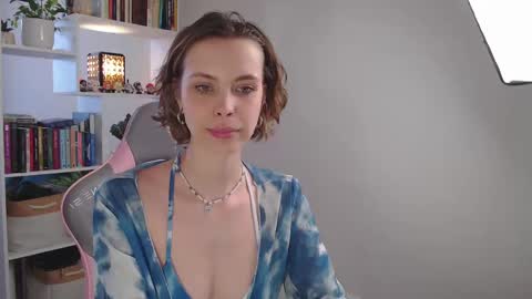Milly online show from 02.25.25