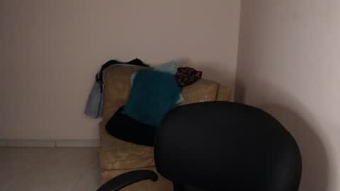 Snapshot of millyx_ chatting on 06.28.26 Emily online show from 06.28.26