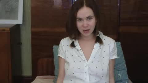 Mila online show from 09.09.25