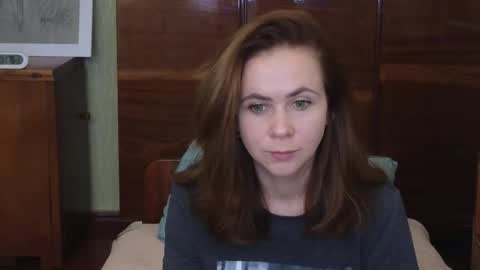 Mila online show from 09.12.25