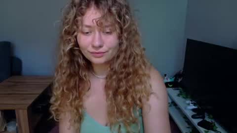 milounee online show from 07.08.26