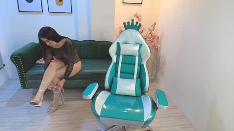 Milu ballmer  online show from 01.30.25