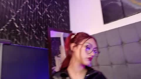 miluv19 online show from 11.23.25