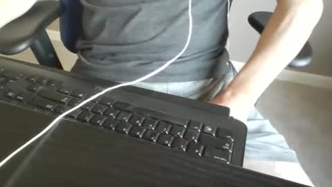 milwaukeebadger24 online show from 09.24.25